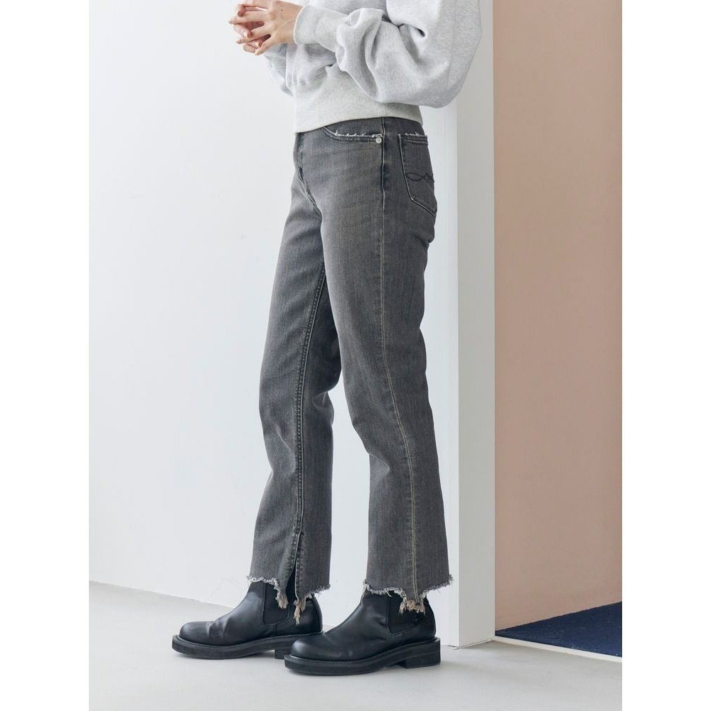 Ungrid Straight Leg Jeans Gray Sz 24 Hi Rise Raw Hem Made in Japan Indie  EUC